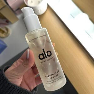 Alo enzyme facial cleanser